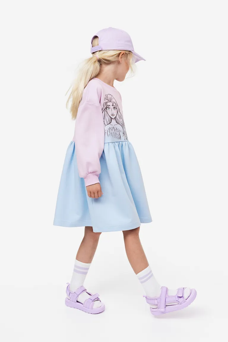 

Спортивное трикотажное платье с принтом H&M, синий