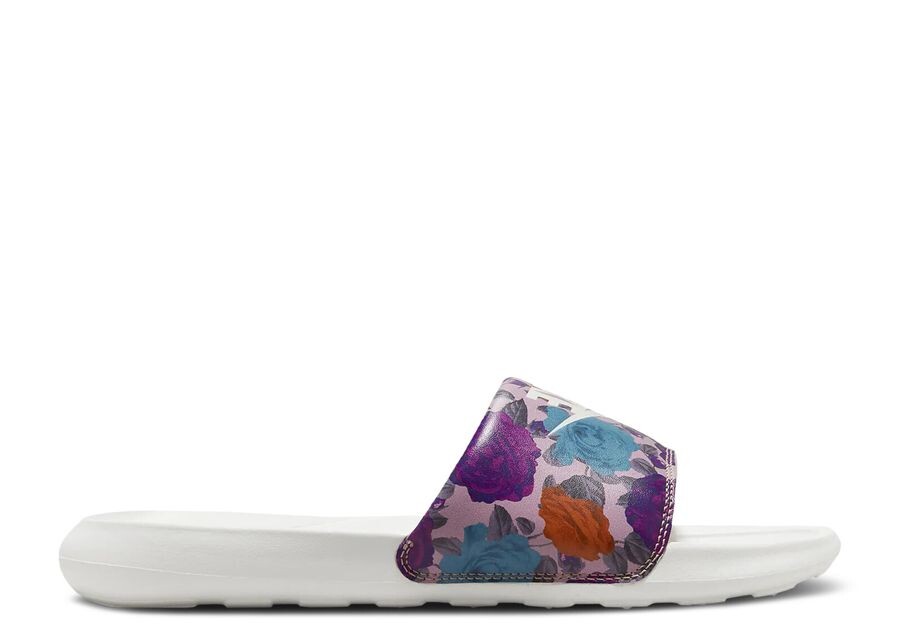 

Кроссовки Nike Wmns Victori One Slide, цвет Floral Pink