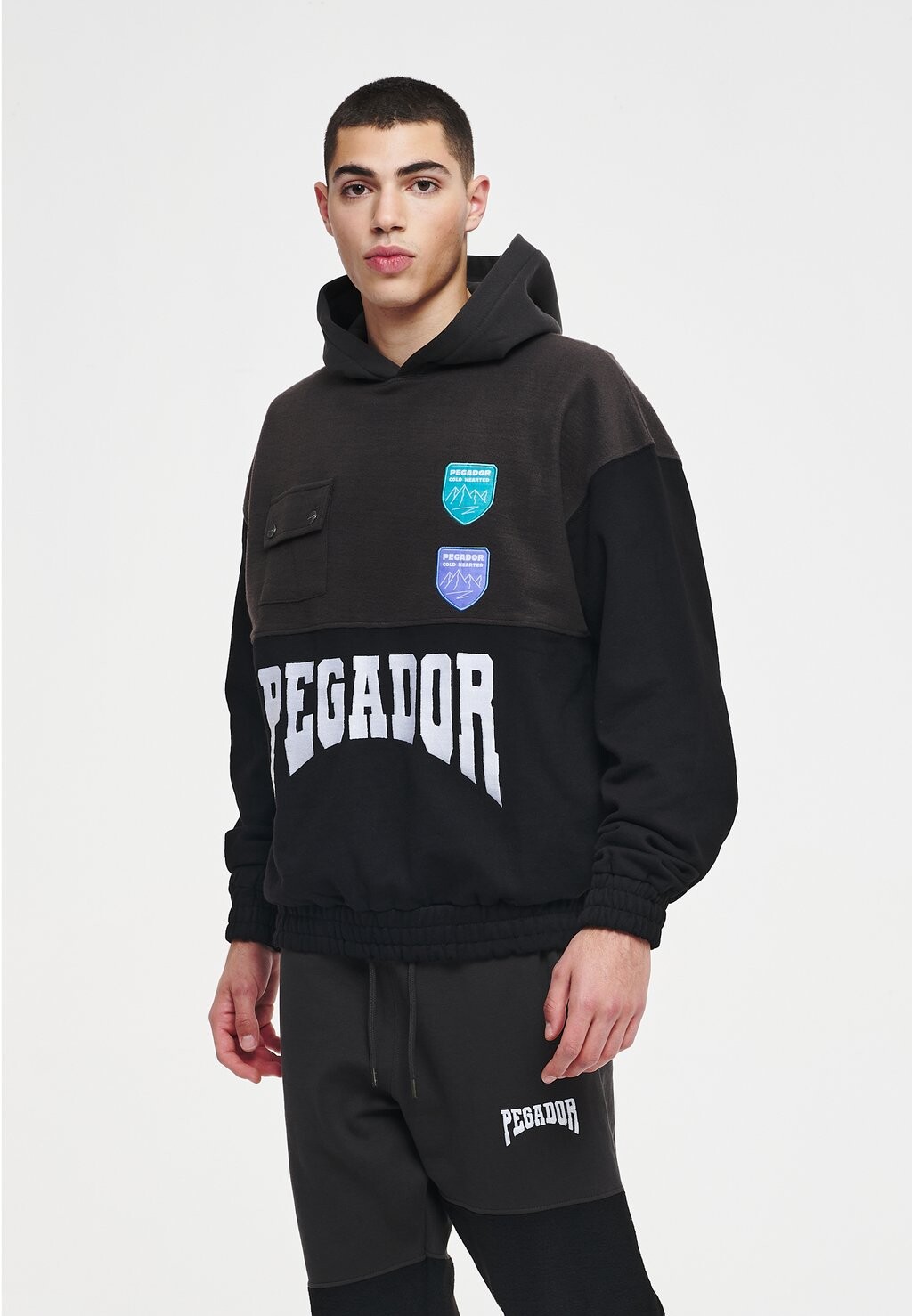 

Худи Pegador