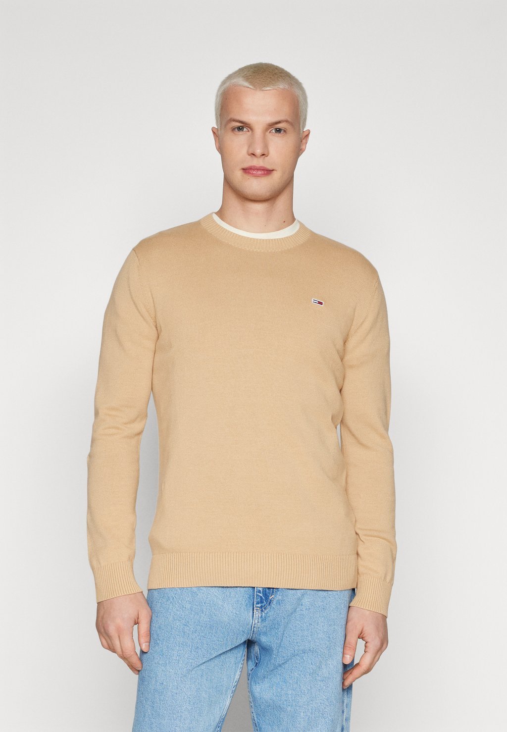 

Вязаный свитер SLIM ESSENTIAL LIGHT SWEATER Tommy Jeans, цвет tawny sand