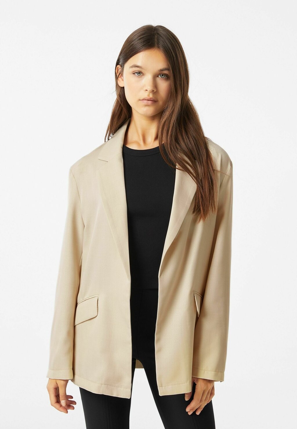 

Длинное пальто Bershka
