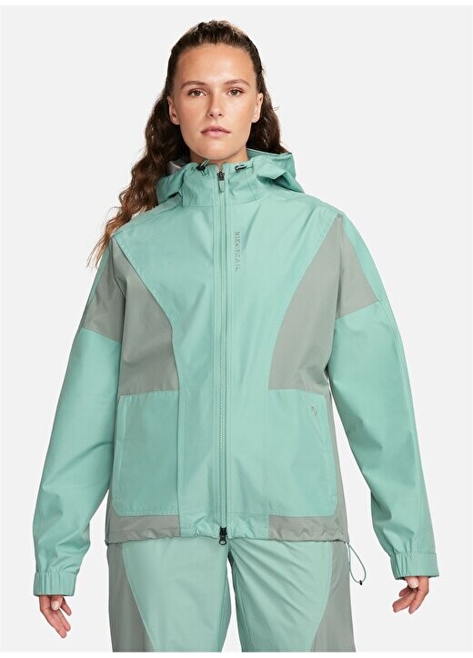

Зеленая женская куртка FB7642-309 W NK TRAIL GRTX INFINIUM Nike, зеленый