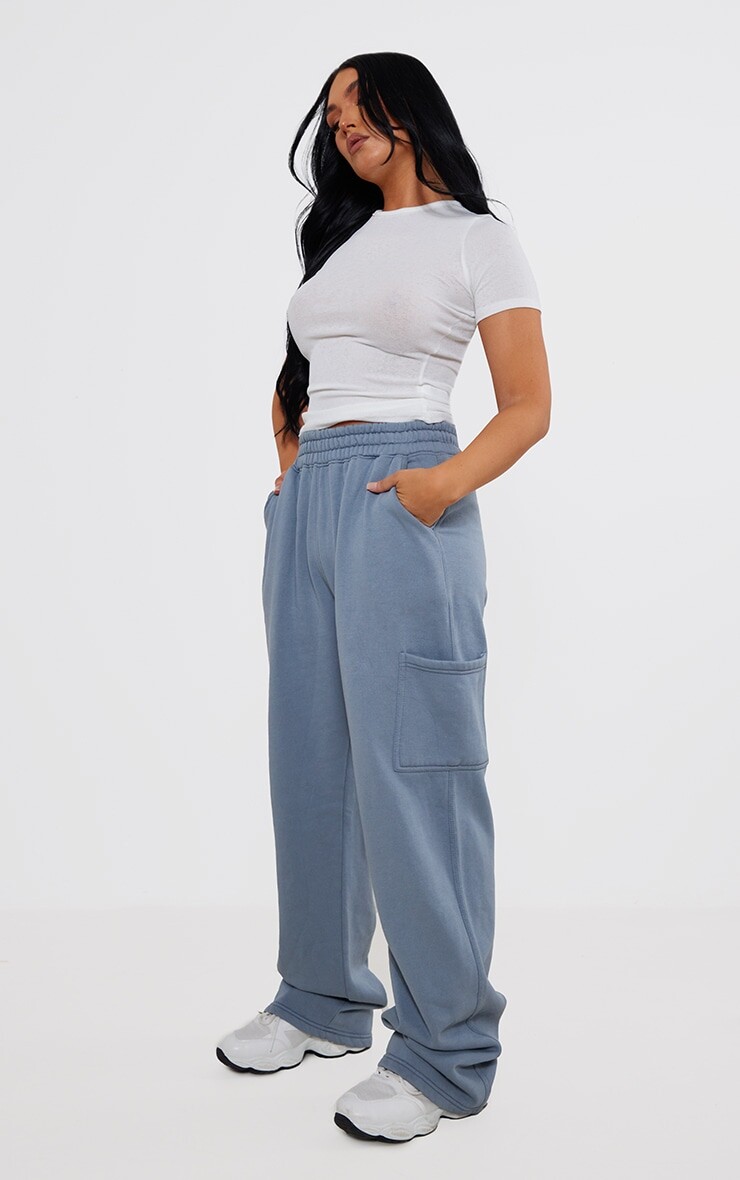 

PrettyLittleThing Сине-серые широкие потертые джоггеры