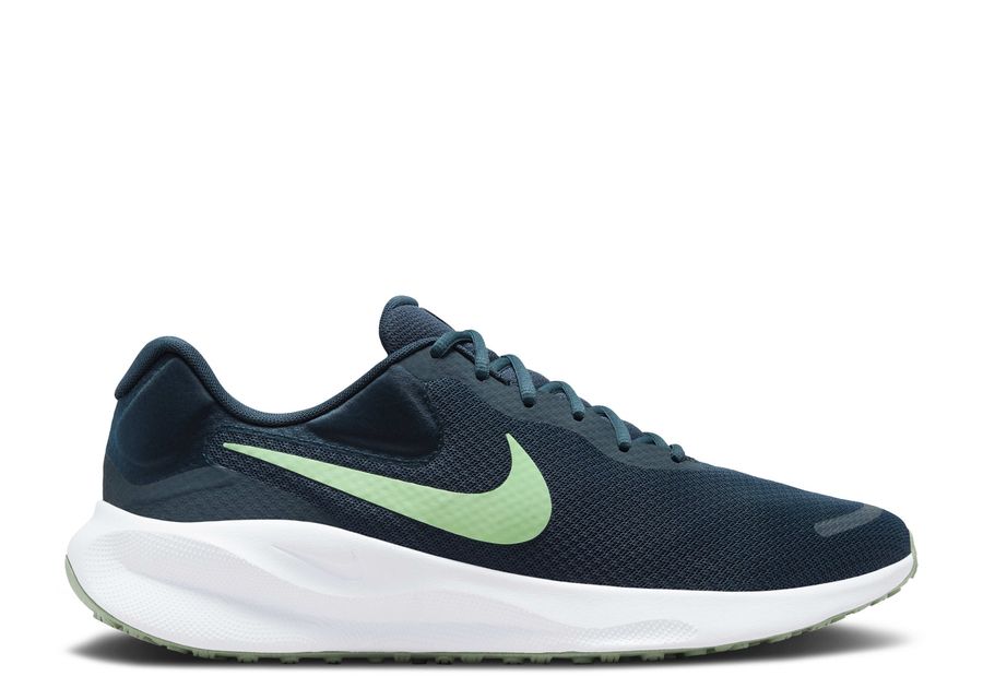 

Кроссовки Nike Revolution 7, цвет Armory Navy Jade Horizon