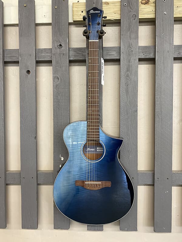 

Акустическая гитара Ibanez AEWC32FM Indigo Sunset Fade