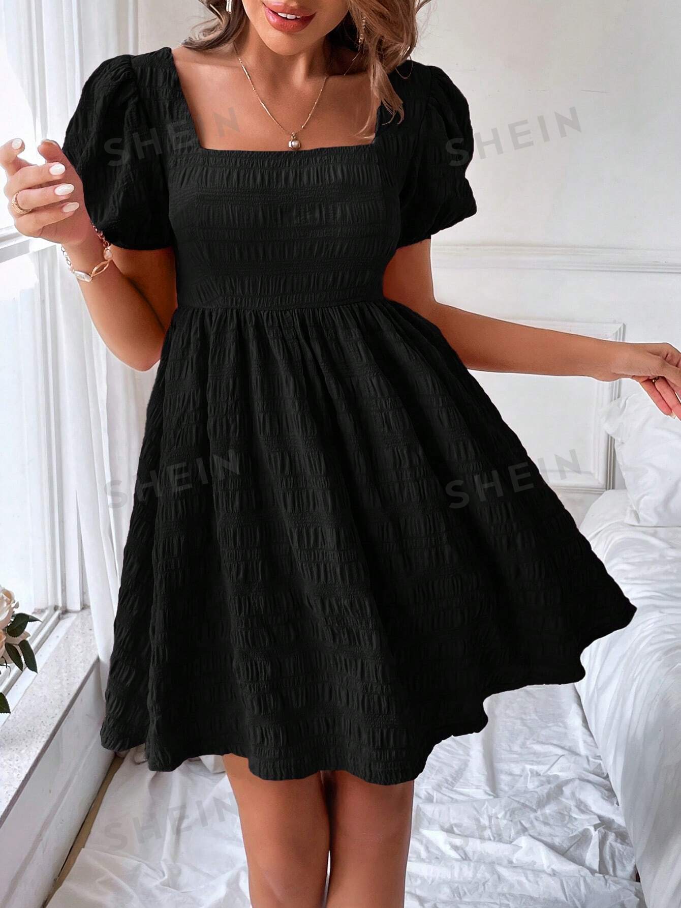 цена SHEIN VCAY Женское платье с квадратным вырезом и короткими пышными рукавами, черный