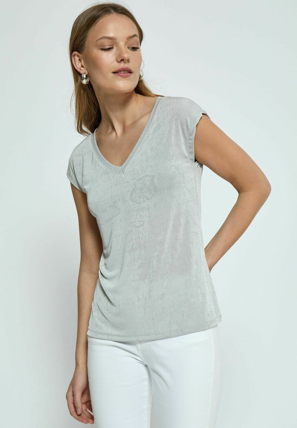 

Футболка базовая BOB SHORTSLEEVE SHIMMER Desires, цвет silver