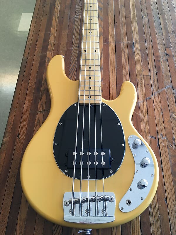 

Басс гитара Sterling StingRay5 Classic 25CA Butterscotch