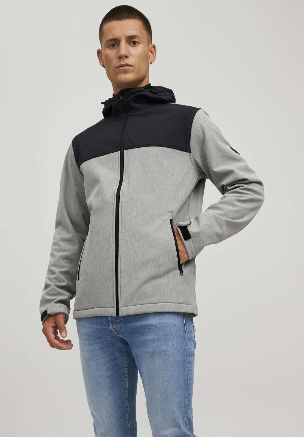 

Куртка Outdoor JJEMARVIN NOOS Jack & Jones, светло-серый меланж