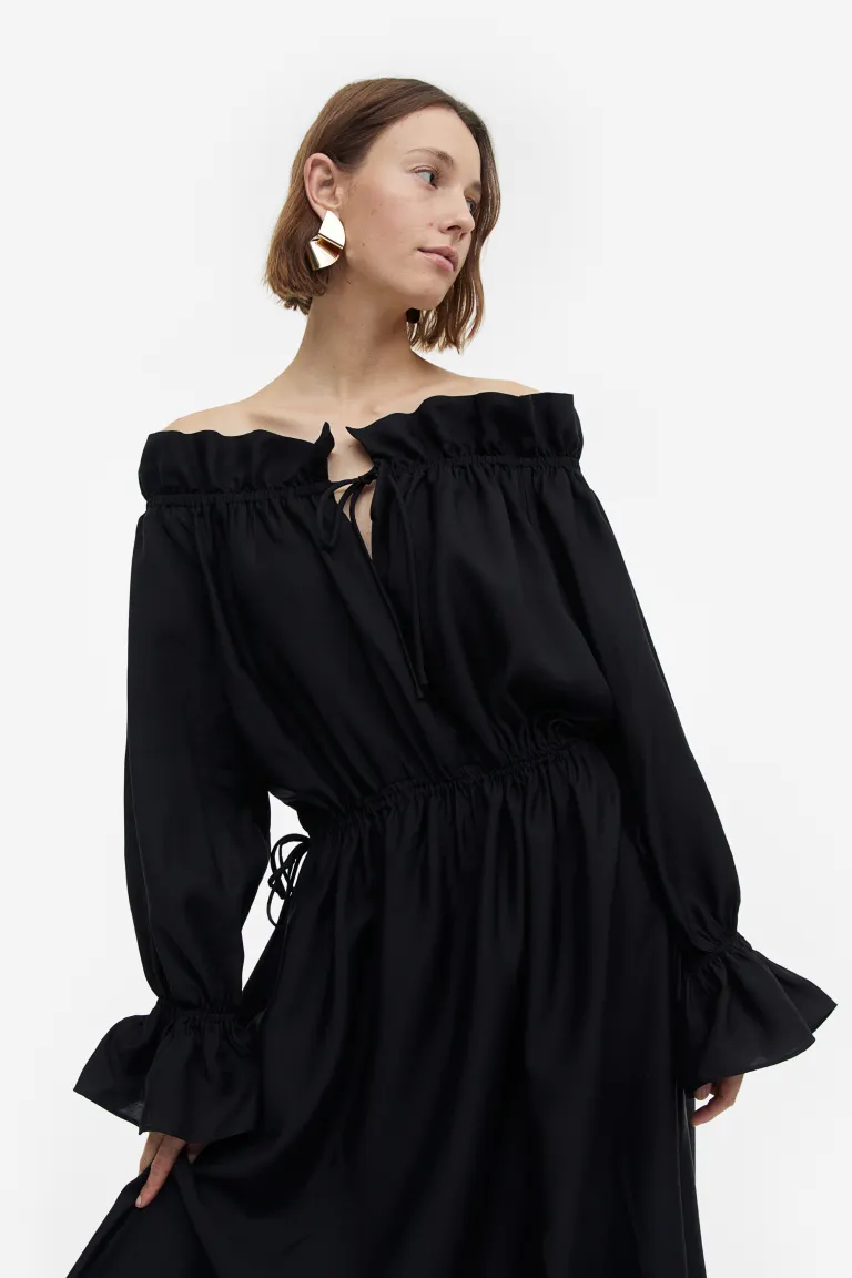 Длинное платье с открытыми плечами H&M, черный
