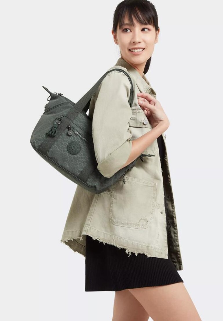 

Сумка ART MINI Kipling, цвет sign green embosse