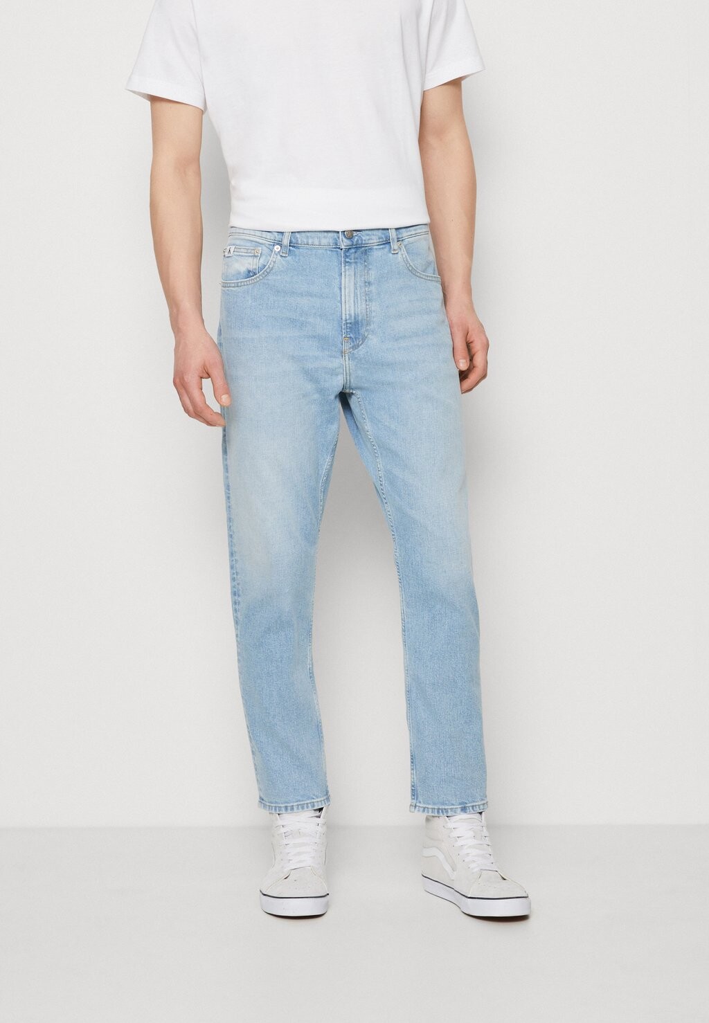 

Джинсы свободного кроя Calvin Klein Jeans