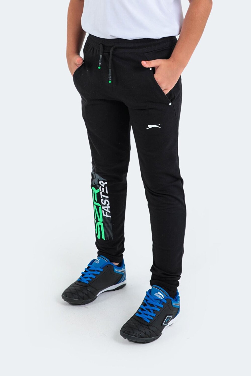 

Детские спортивные штаны унисекс DEVARAJ, черные SLAZENGER, Черный