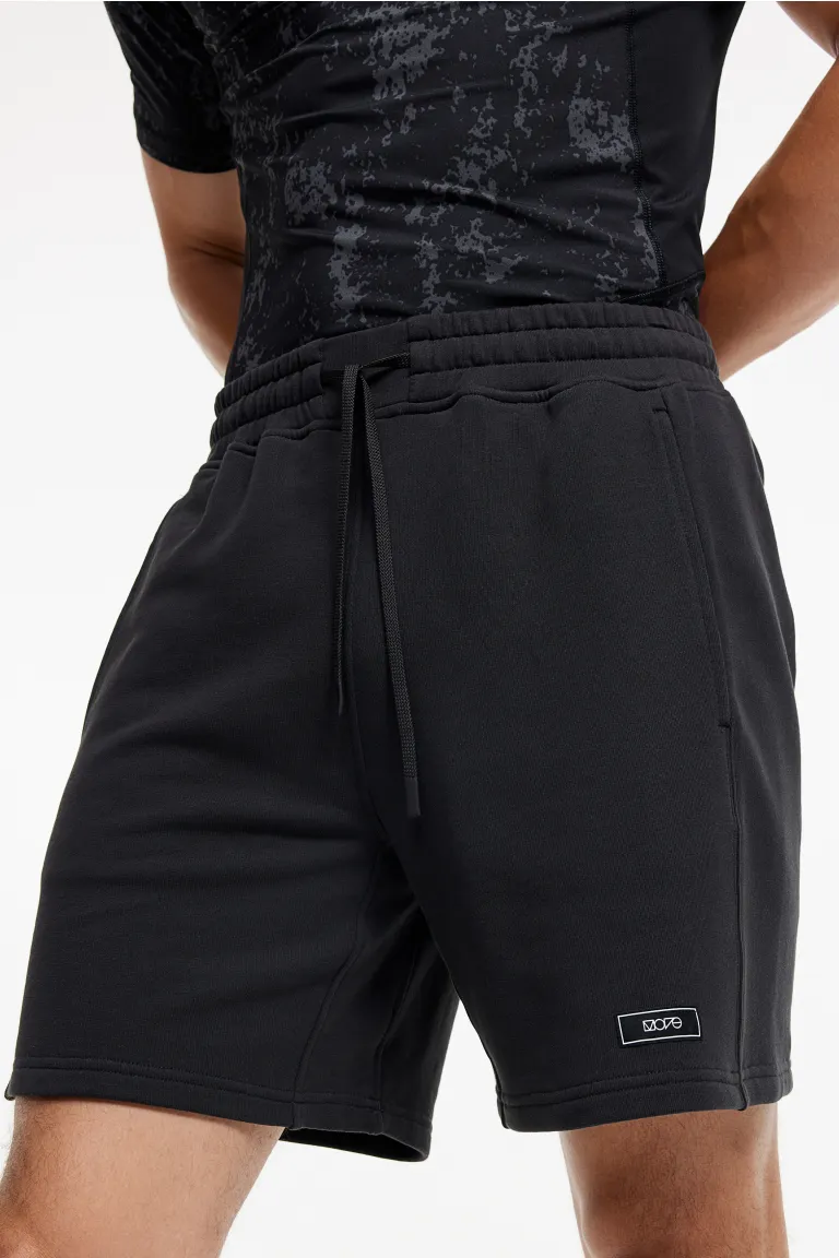 

Спортивные трикотажные шорты drymove H&M, черный