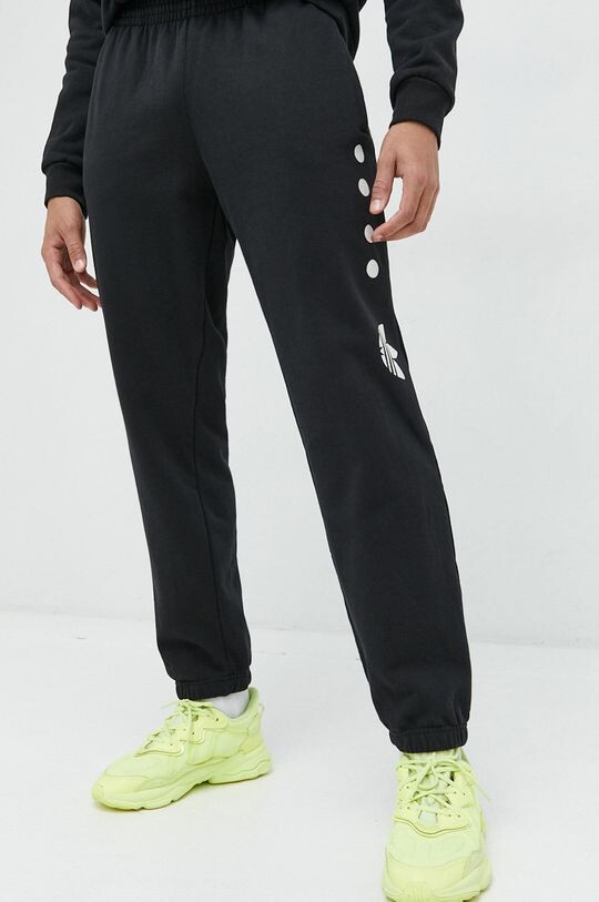 

Хлопковые спортивные штаны adidas Originals, черный