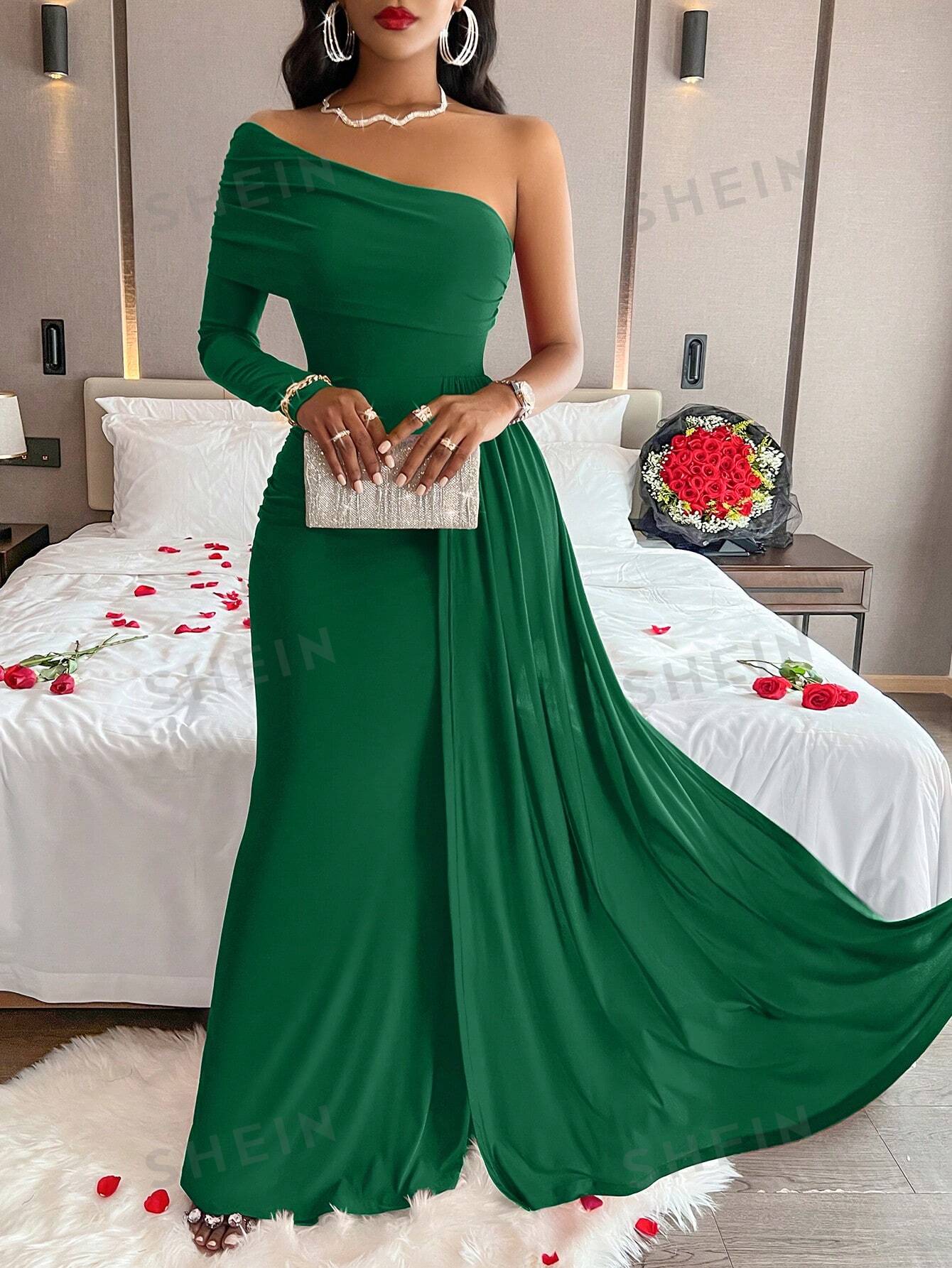 Элегантное платье с открытыми плечами и длинными рукавами, темно-зеленый