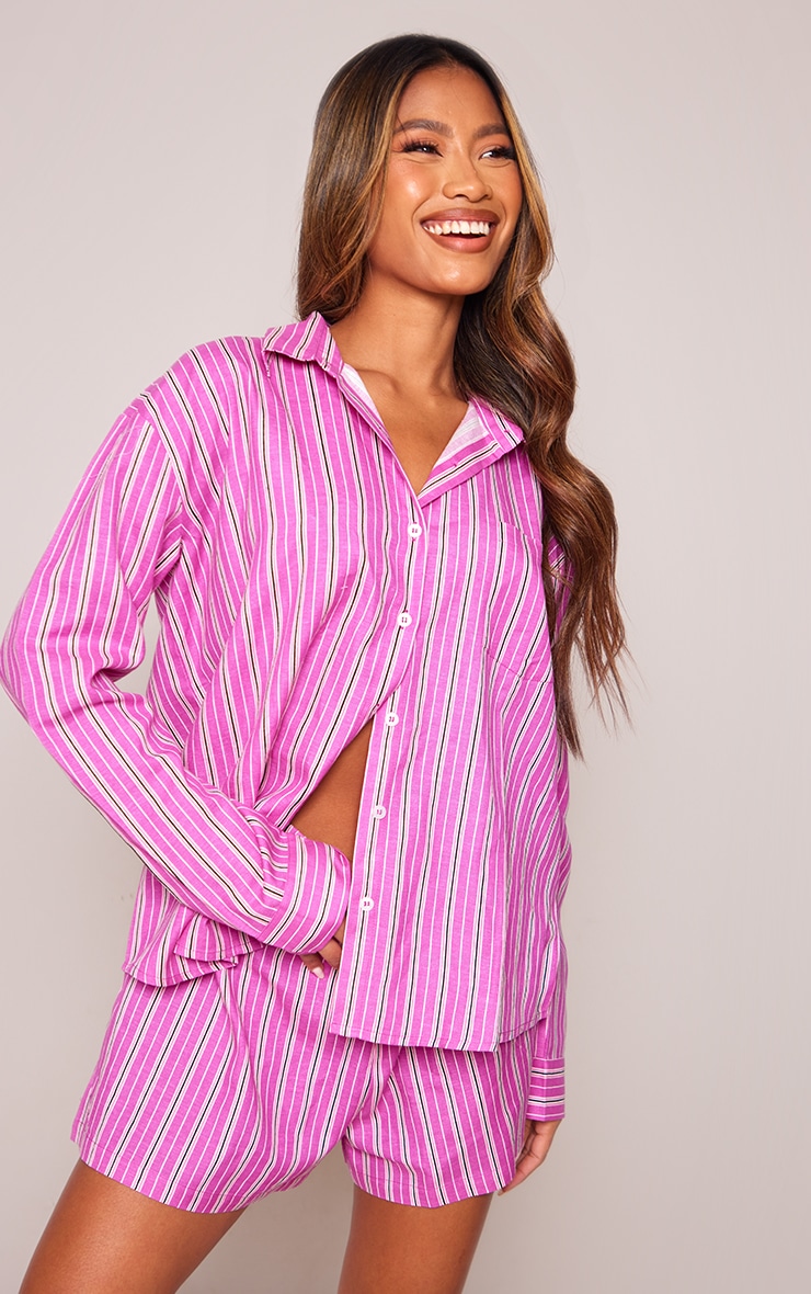 PrettyLittleThing Рубашка оверсайз с длинными рукавами и карманами спереди в розовую полоску рубашка в полоску с длинными рукавами xl синий