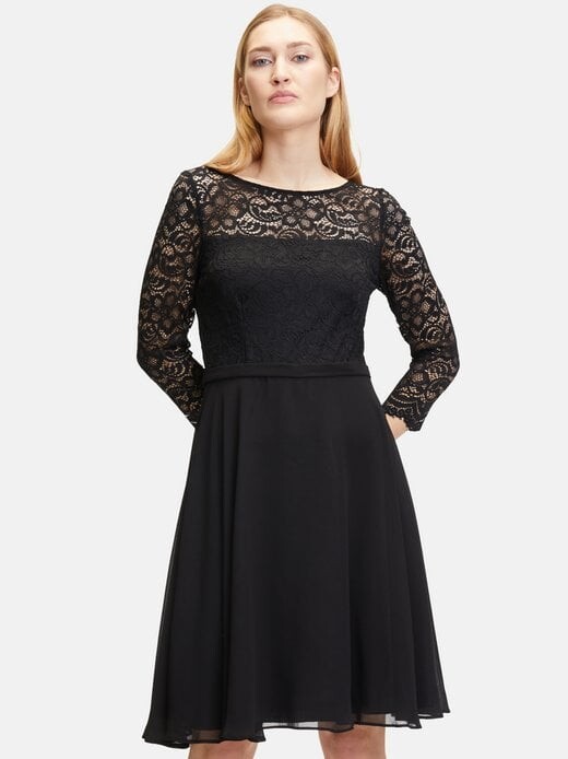 

Вечернее платье Vera Mont, черный