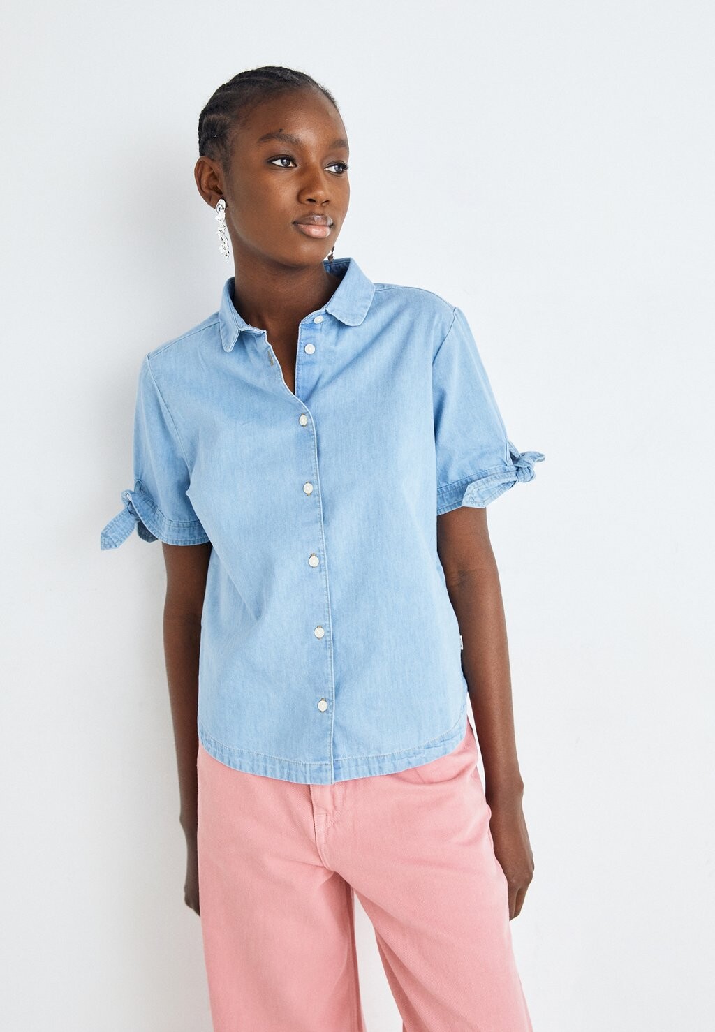 

Блузка-рубашка CAMP TIE SLEEVE BUTTON UP, цвет light blue