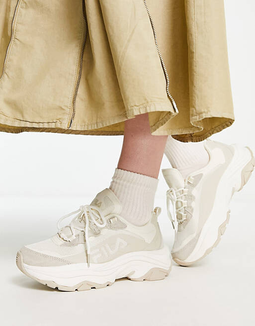 

Белоснежные кроссовки Fila Alpha Ray Linear
