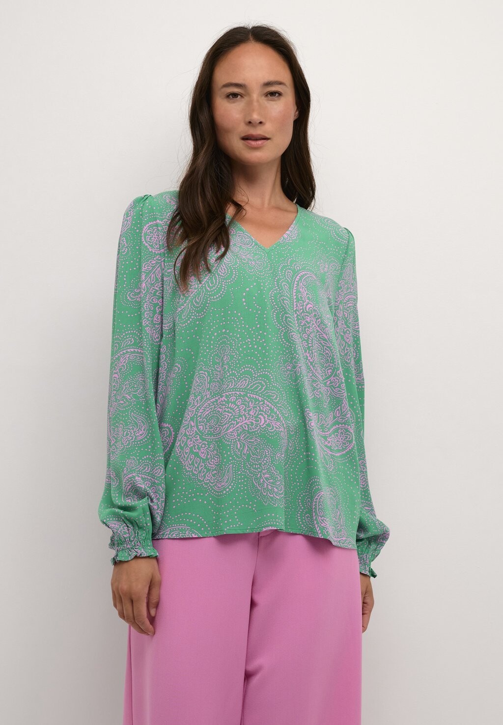 

Блуза CUPOLLY LS Culture, цвет green pink paisley