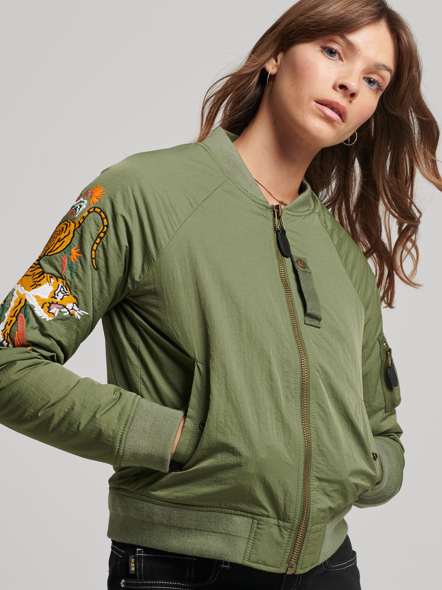 

Куртка-бомбер Superdry Vintage Military Suikajan, оливковый хаки