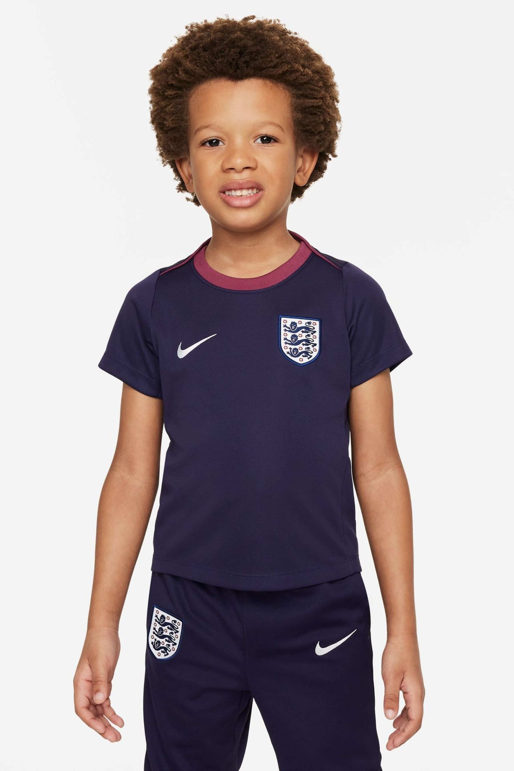 

Футболка England Academy Pro Nike, фиолетовый