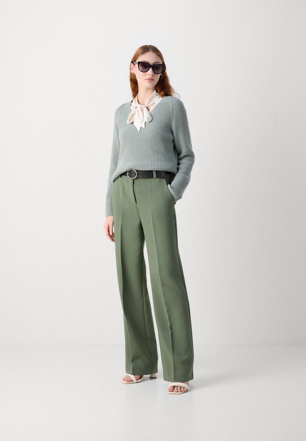 

Джемпер LONGSLEEVE V NECK Marc O'Polo, светло-зеленый