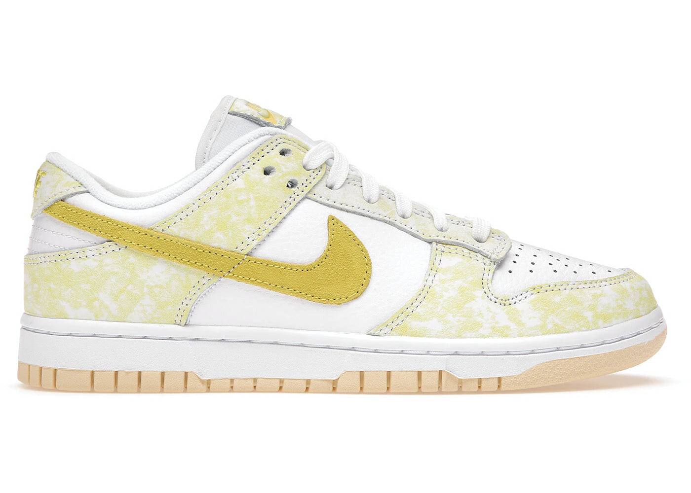 

Кроссовки Nike Dunk Low женские, белый / желтый
