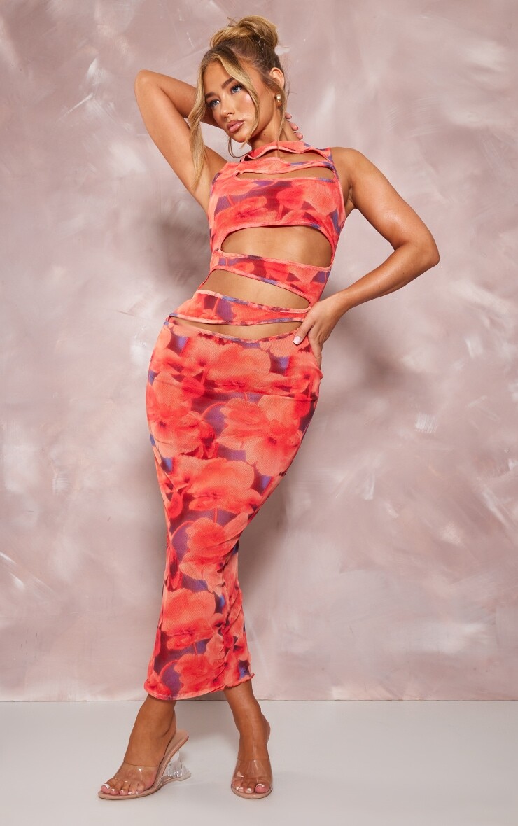 

PrettyLittleThing Коралловое сетчатое платье мидакси с абстрактным цветочным принтом и вырезами, Красный