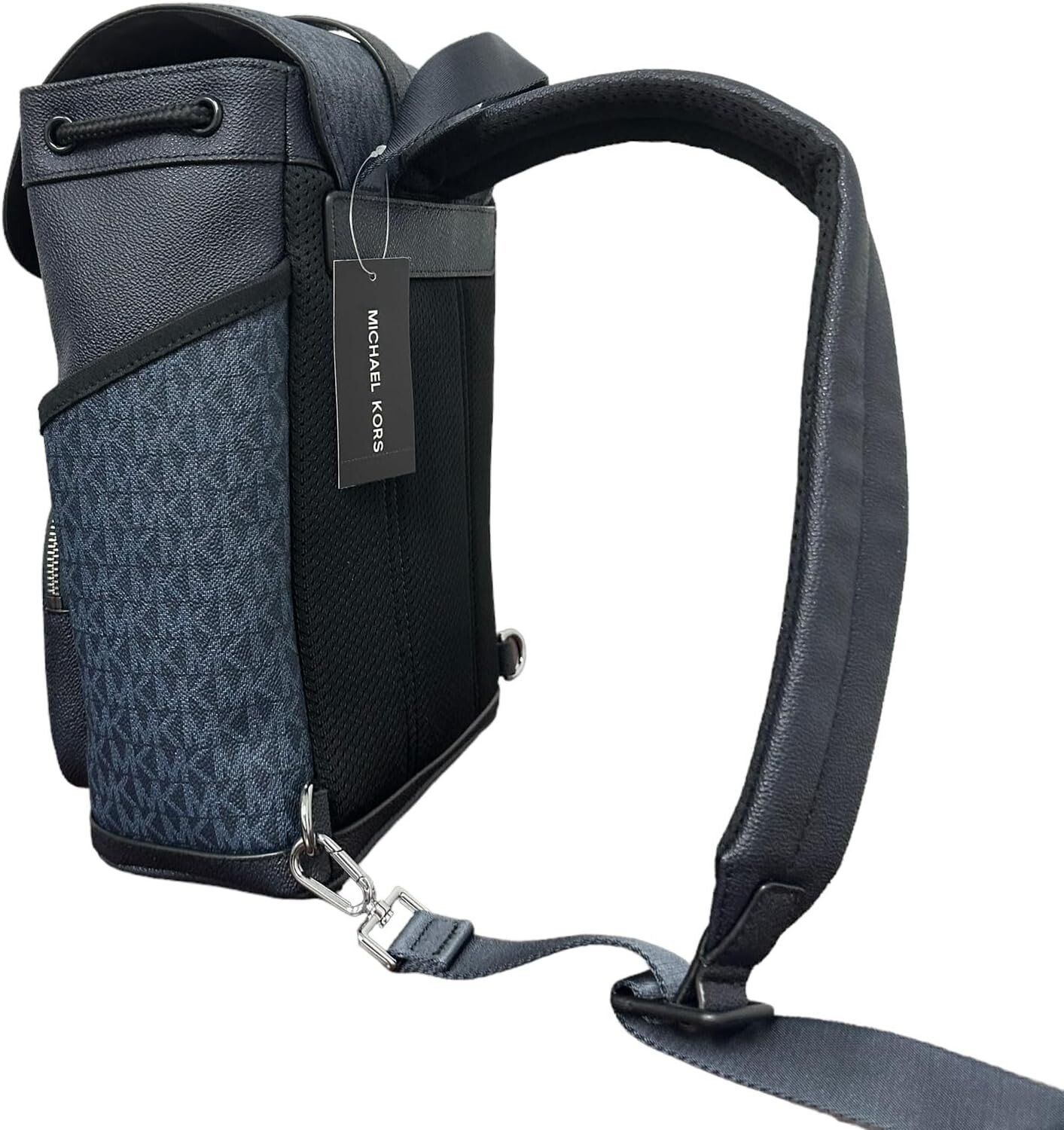 

Michael Kors Cooper MK Logo Большой спортивный рюкзак-слинг