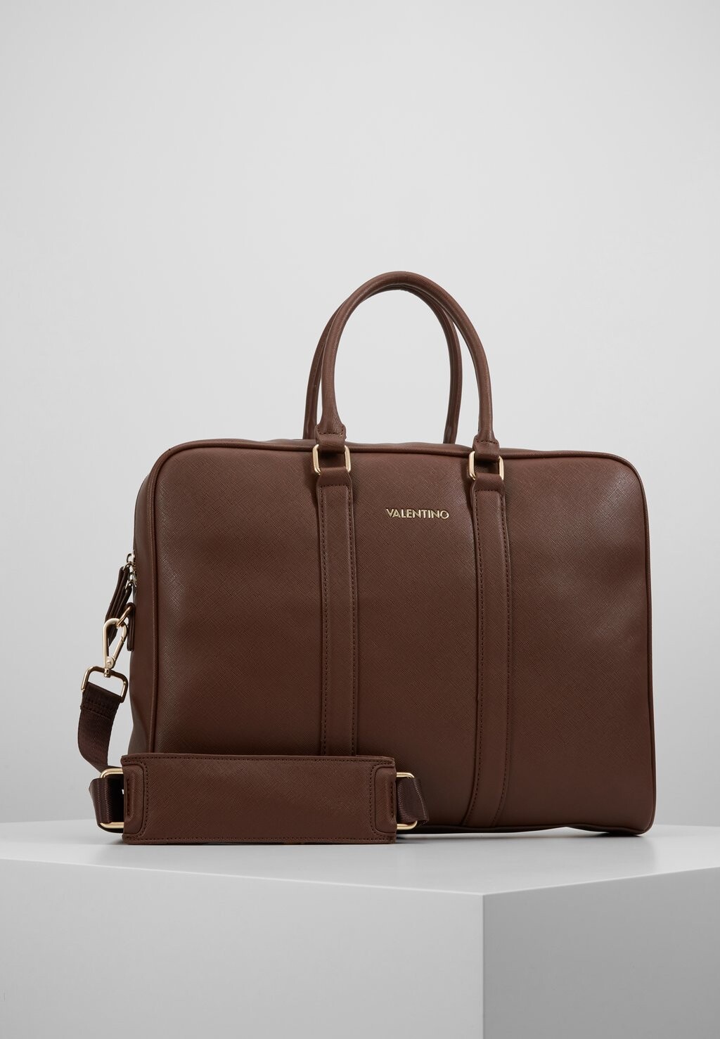 

Портфель Valentino