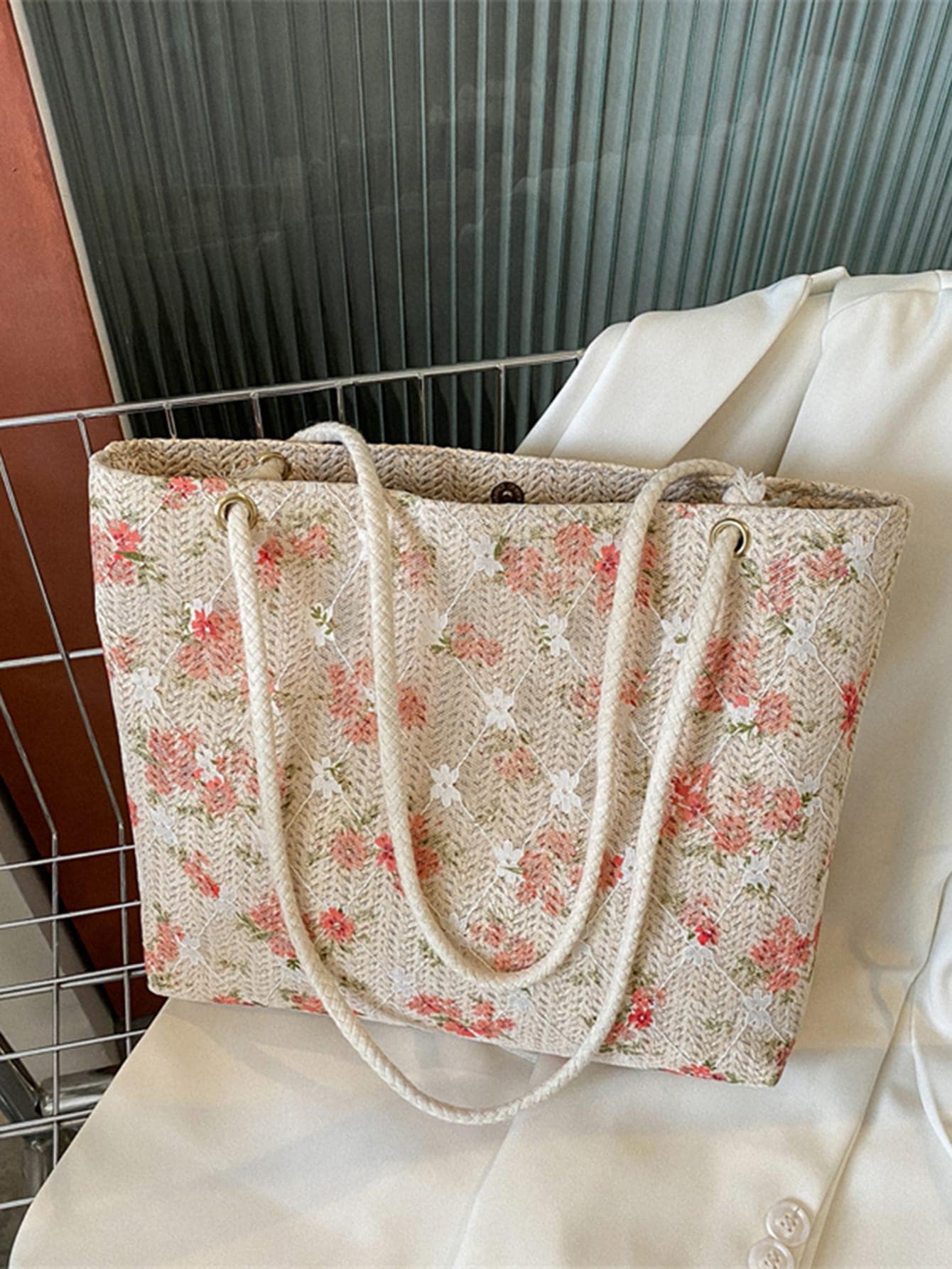 Вышитая сумка через плечо с цветочным узором большой емкости, многоцветный shein bizwear элегантная большая вместительная сумка через плечо с ромбовидным узором на цепочке розовый