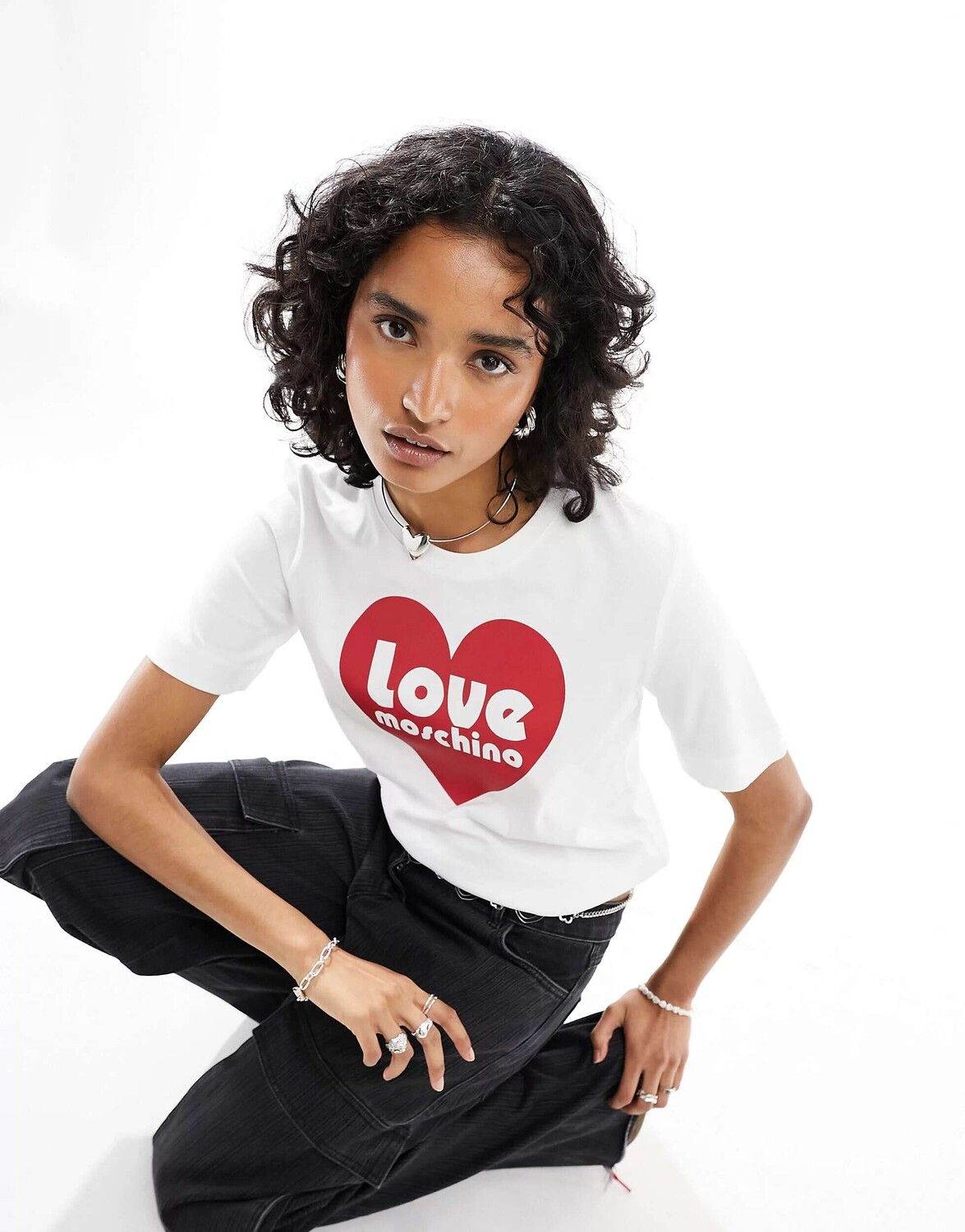 

Белая футболка с логотипом в форме сердца Love Moschino, Белый