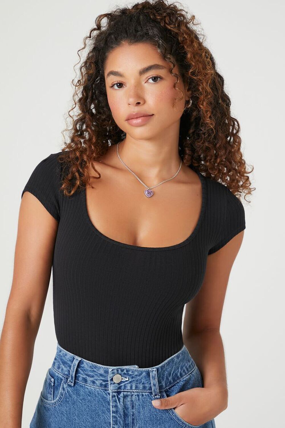 

Вязаное боди в рубчик с круглым вырезом Forever 21, черный