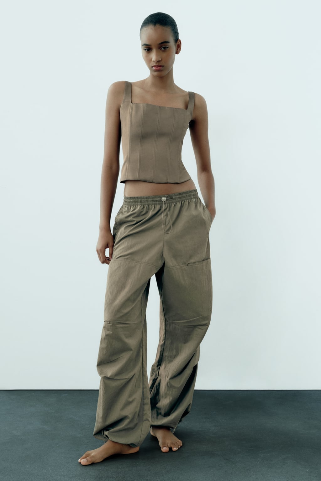

Атласный топ ZARA, хаки