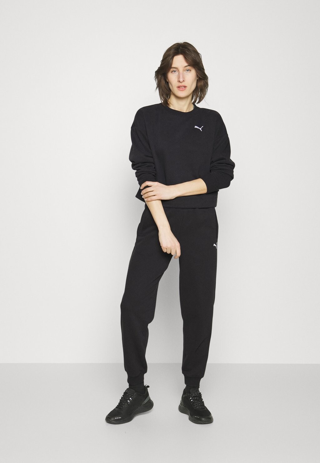 

Спортивный костюм Puma, черный