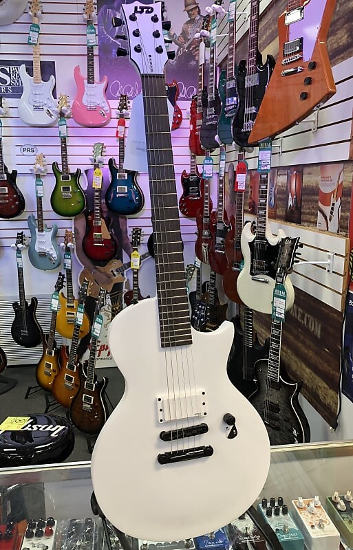 

Электрогитара ESP LTD EC Arctic Metal Electric Guitar - Snow White Satin