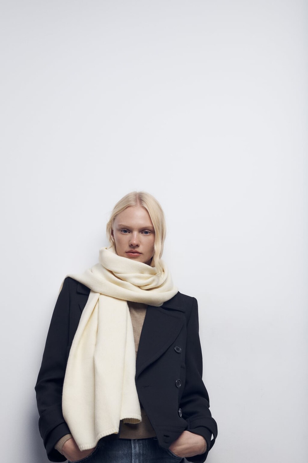 

Вязать шарф ZARA, экру