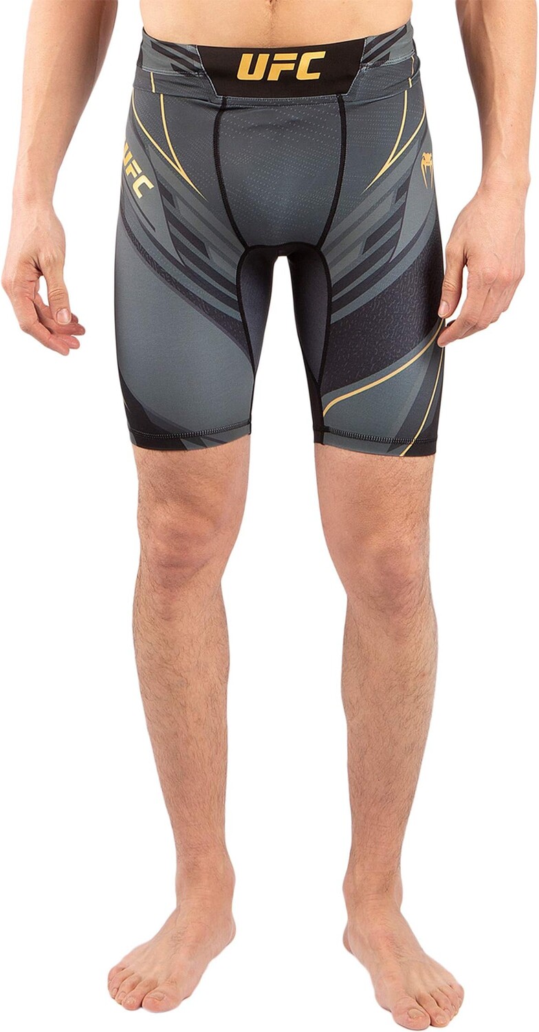 

UFC VENUM Pro Line Вале Тудо, цвет Black/Gold