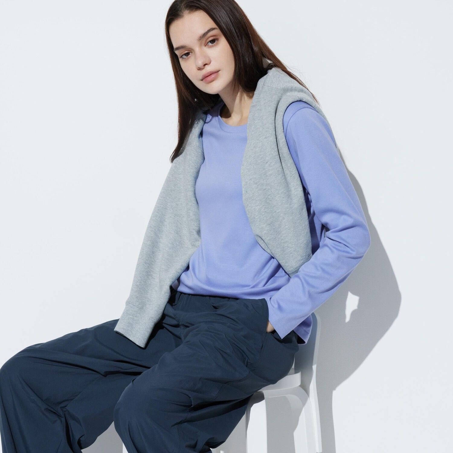 

Футболка Uniqlo с круглым вырезом и длинными рукавами, синий