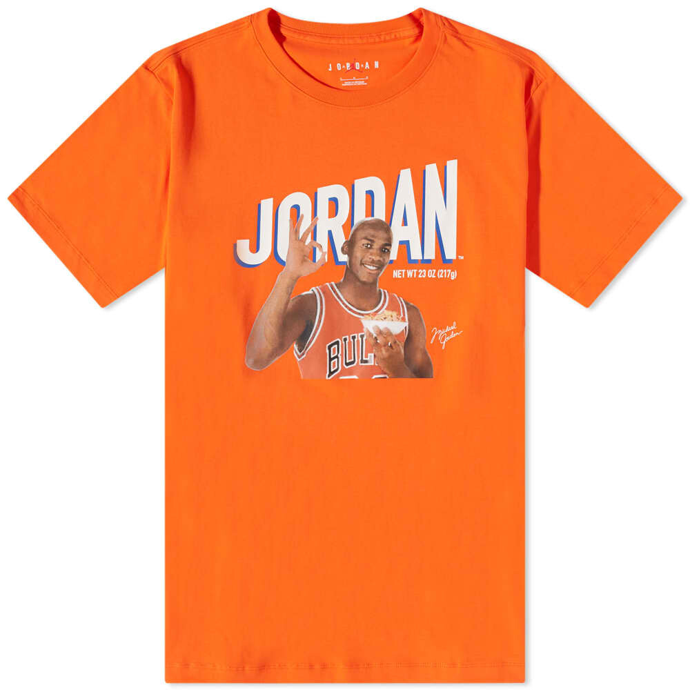 

Футболка Air Jordan с фотографией полета