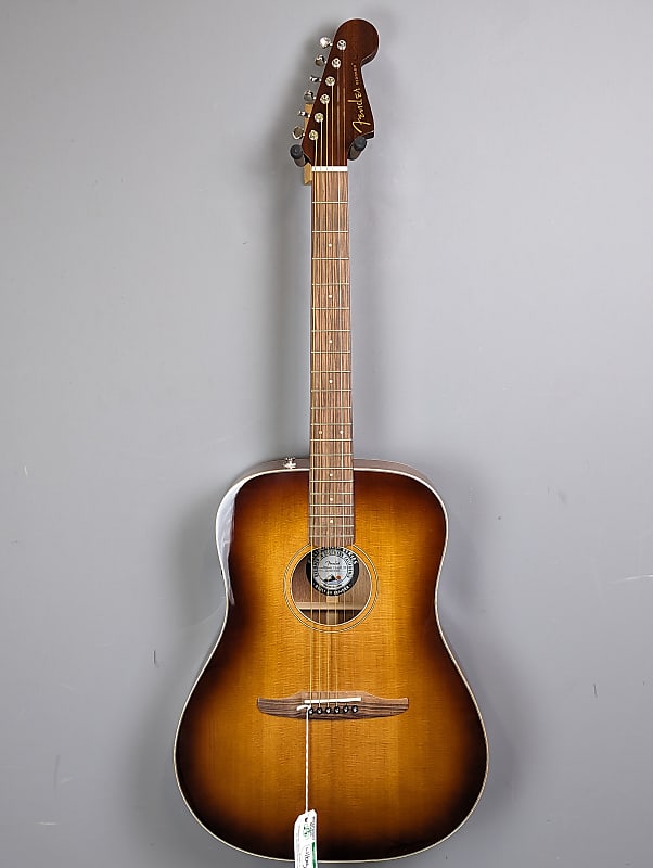 цена Акустическая гитара Fender Redondo Classic 2021 Aged Cognac Burst