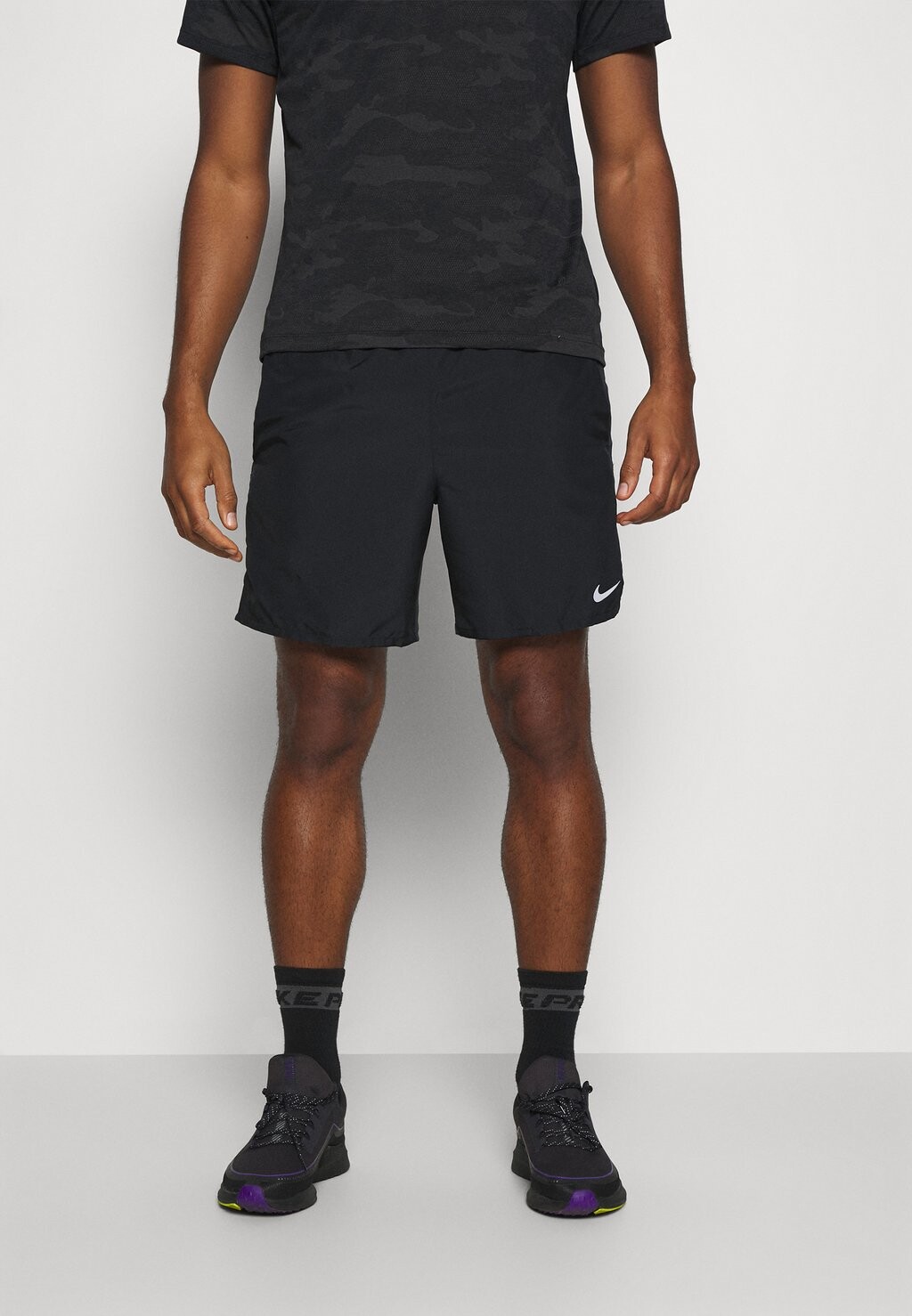 

Спортивные шорты Nike