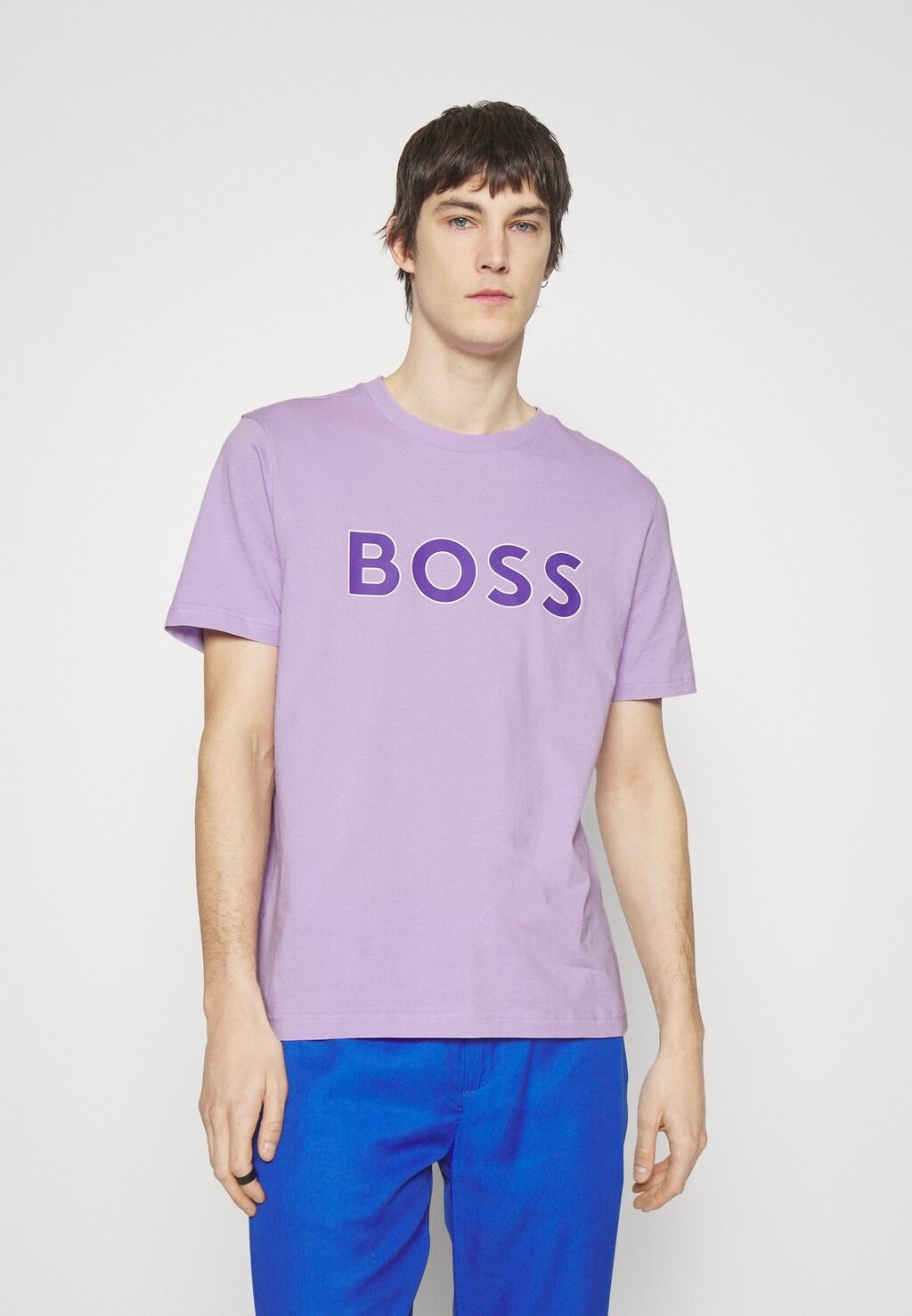 

Футболка с принтом BOSS, фиолетовый