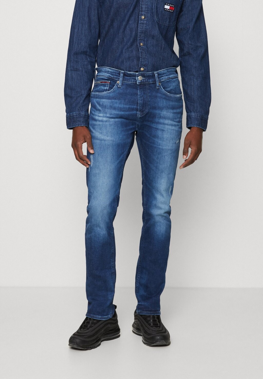 

Джинсы Slim fit Tommy Jeans