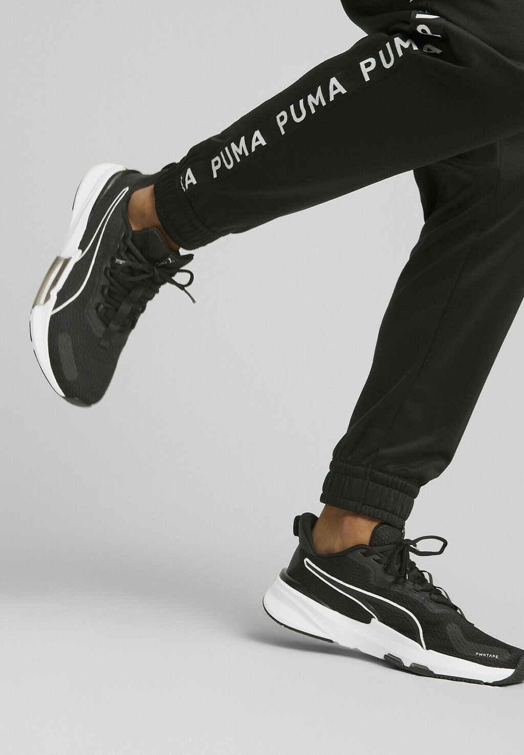 

Обувь для тренинга Puma