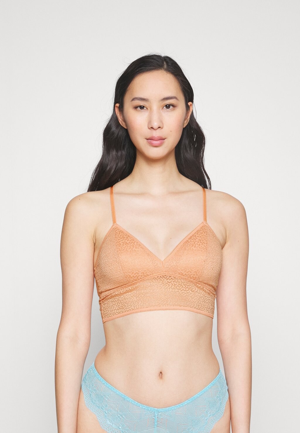 

Бюстье DKNY