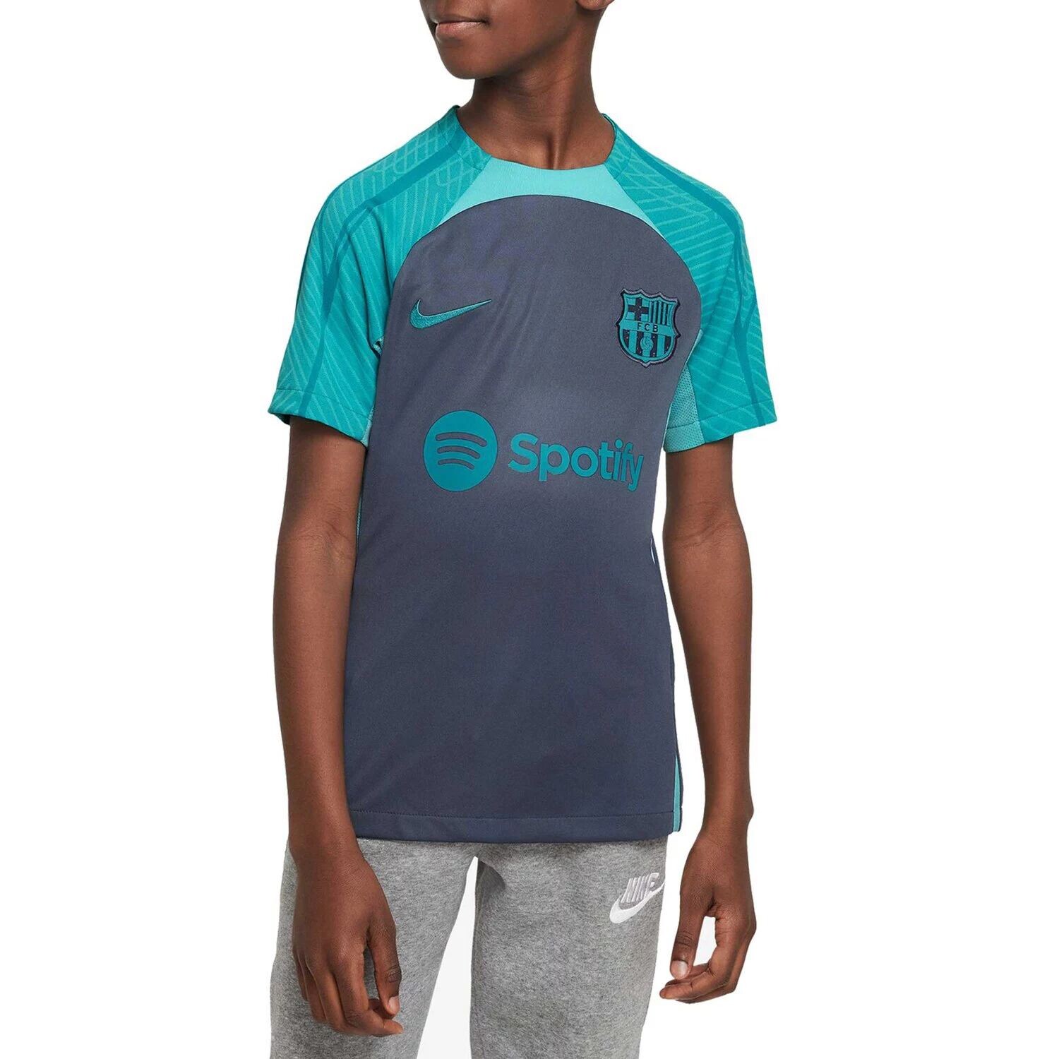 

Молодежный топ Nike Anthracite Barcelona 2023/24 Strike Top Nike