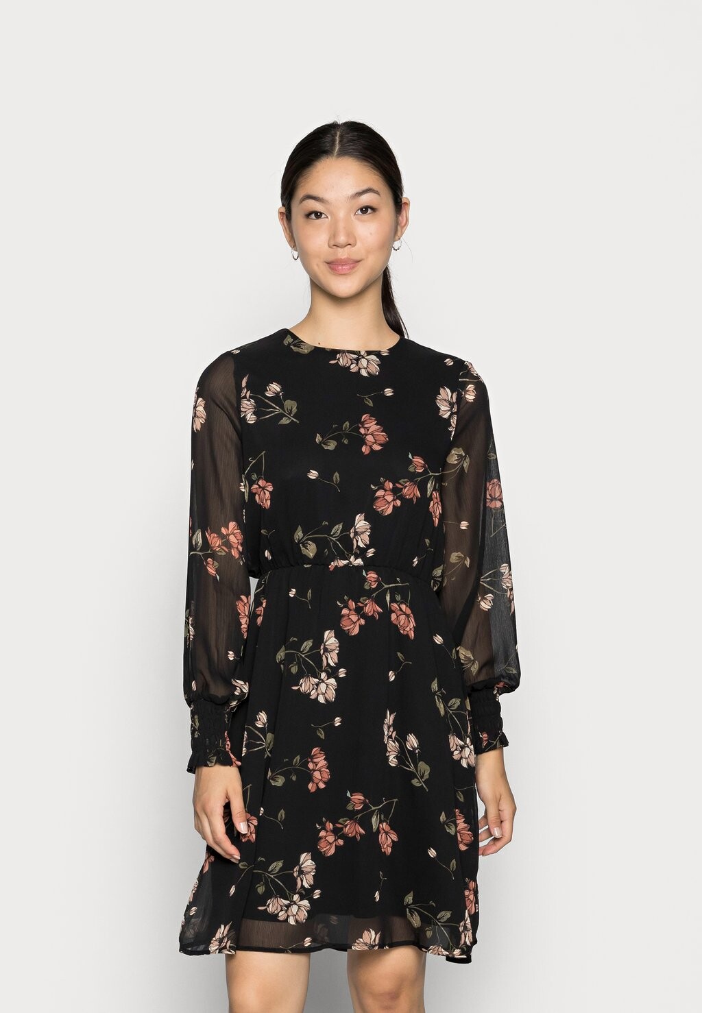 

Повседневное платье Vero Moda